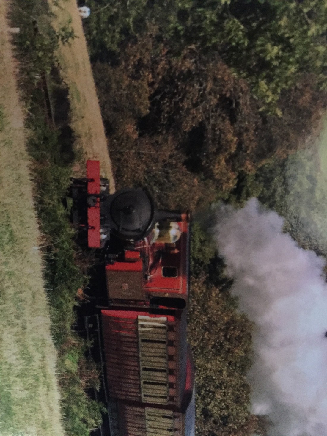 E7D8BE91-216A-4A00-94E5-823F256ACE6D