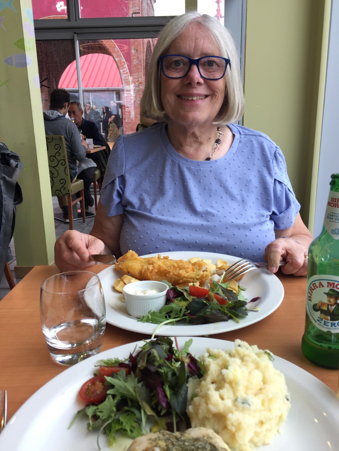 A8EE93A5-D4E5-42F1-B0D0-544E5AA73153