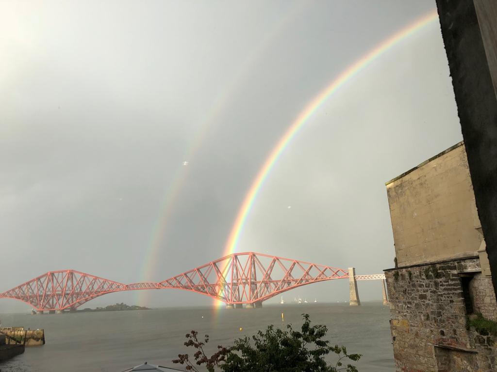 9D55A6C5-6A15-40FB-998F-1F4BA1C95943