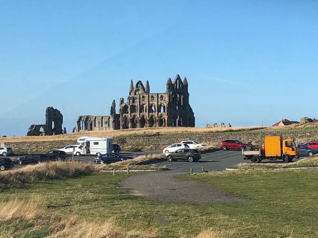 E808AD31-DBB6-4C0C-BFF3-905CB407C5AF